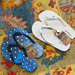 NWT Red Camel flip flops size L